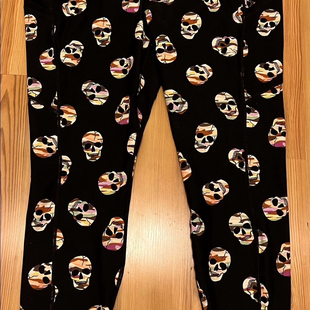 Torrid size 2 skull print leggings, worn once